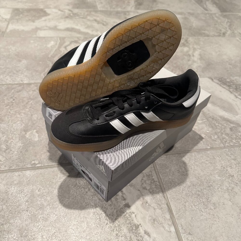 Adidas Velosamba Cycling Shoes 7.5M / 8.5W